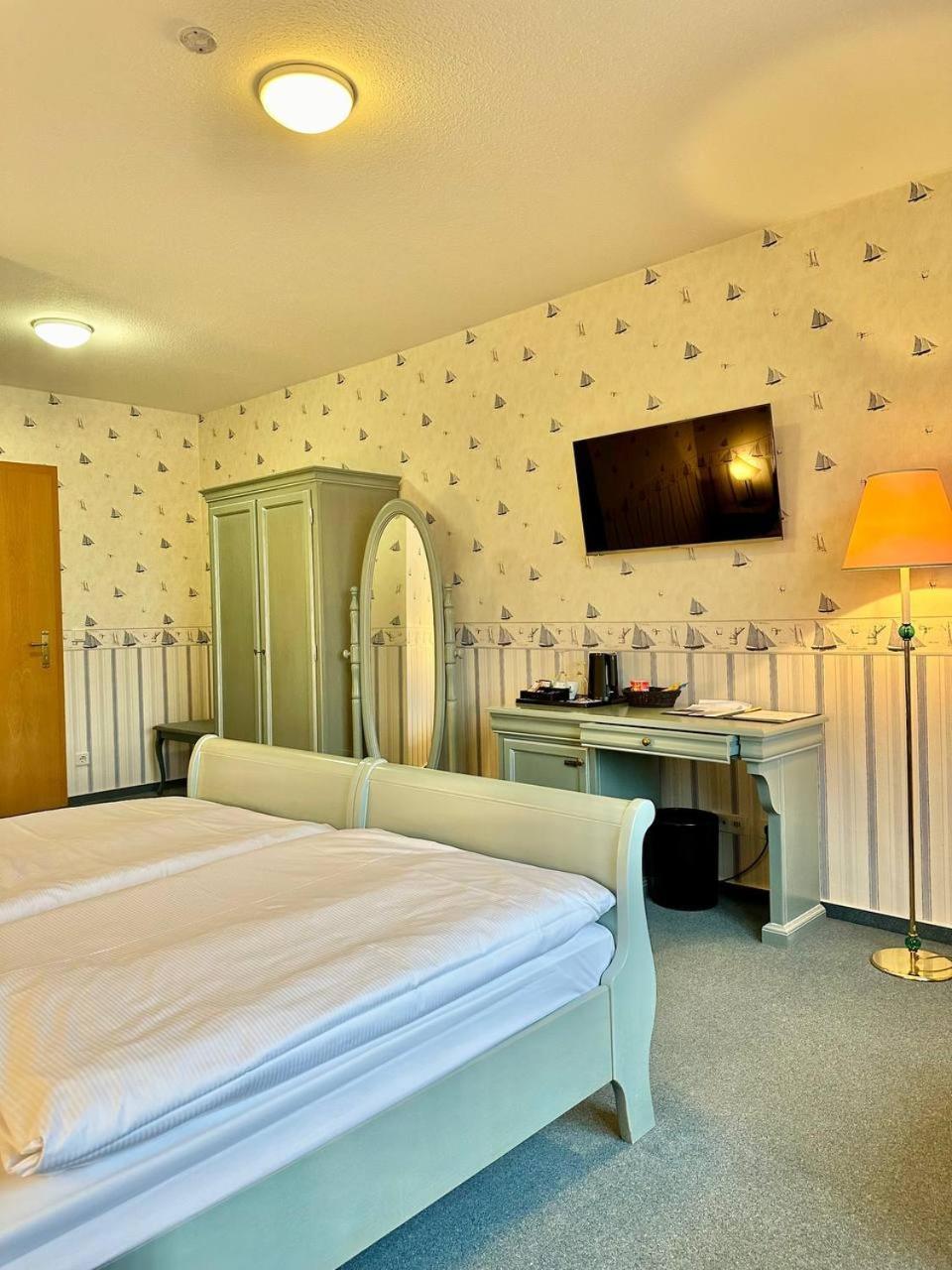 Gaestehaus Weserblick Am Weser-Sandstrand Berne Εξωτερικό φωτογραφία